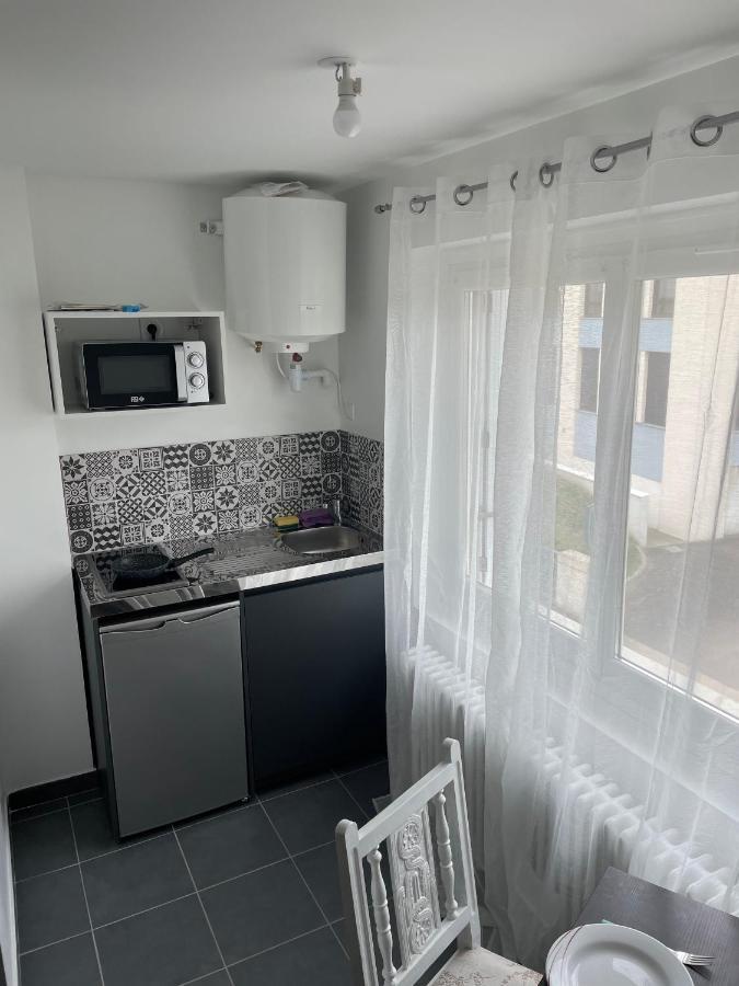 Un Studio Dans La Residence Sjt 알랑송 외부 사진
